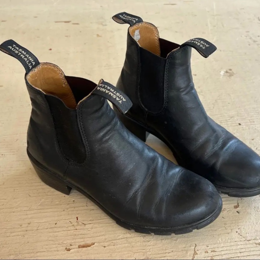 Blundstone Black Leather Ankle Booties - Picture 4 of 5